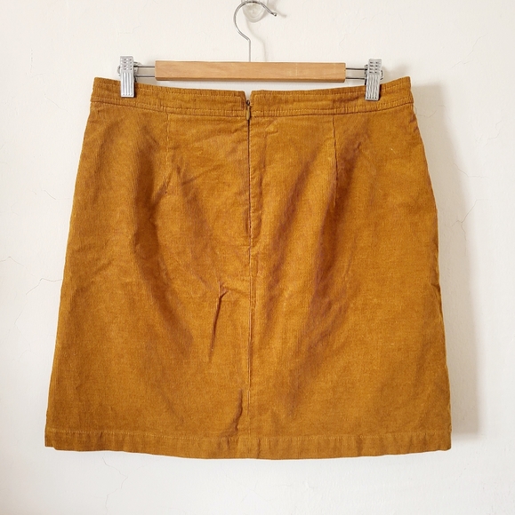 J. Crew Corduroy Button Front Mini Skirt Size 10 - Picture 6 of 13